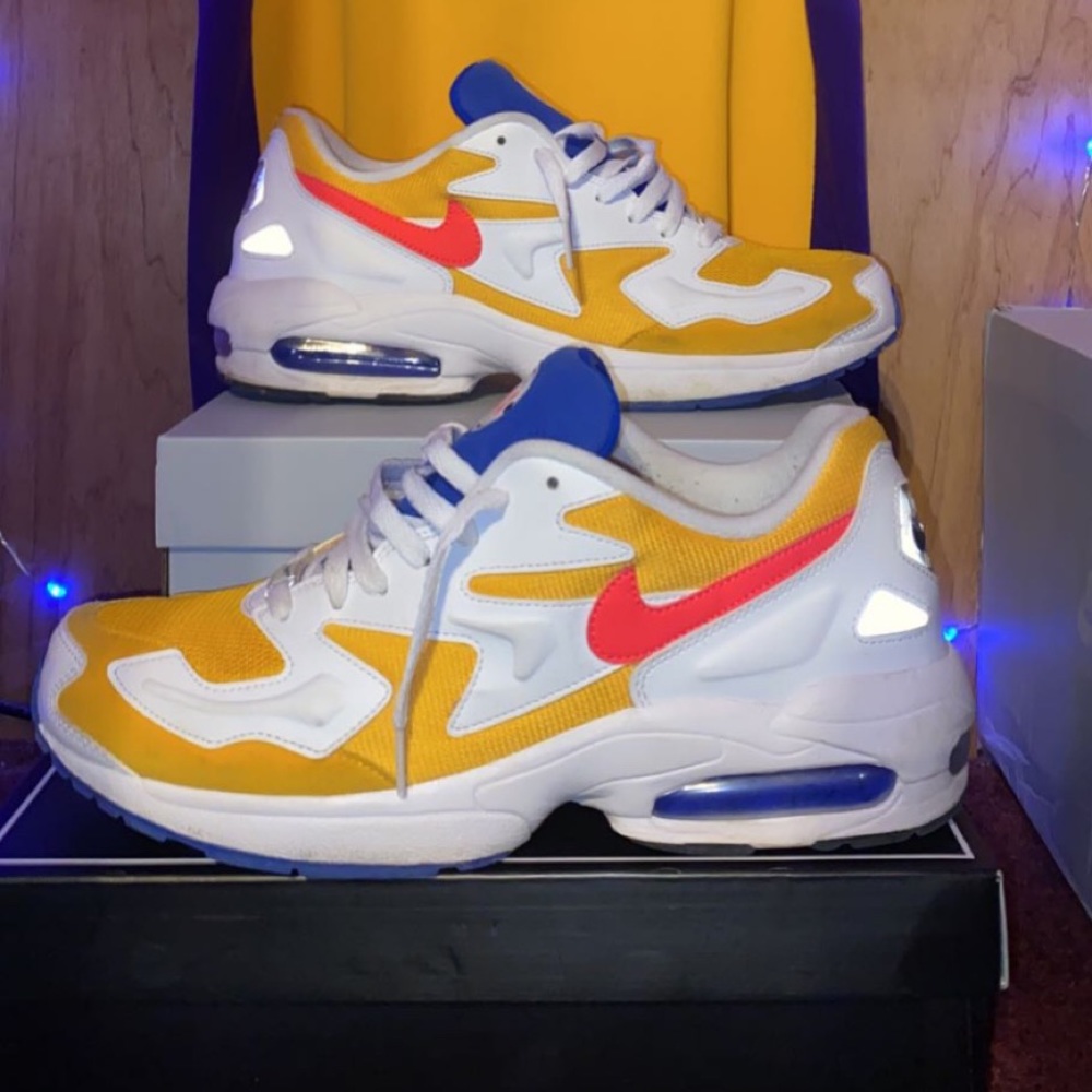 Air maxes
